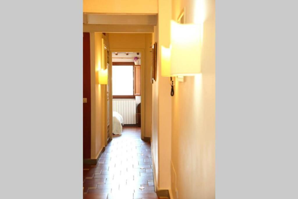 Santa Maria Novella Station Florentine Apartment Florencia Exterior foto