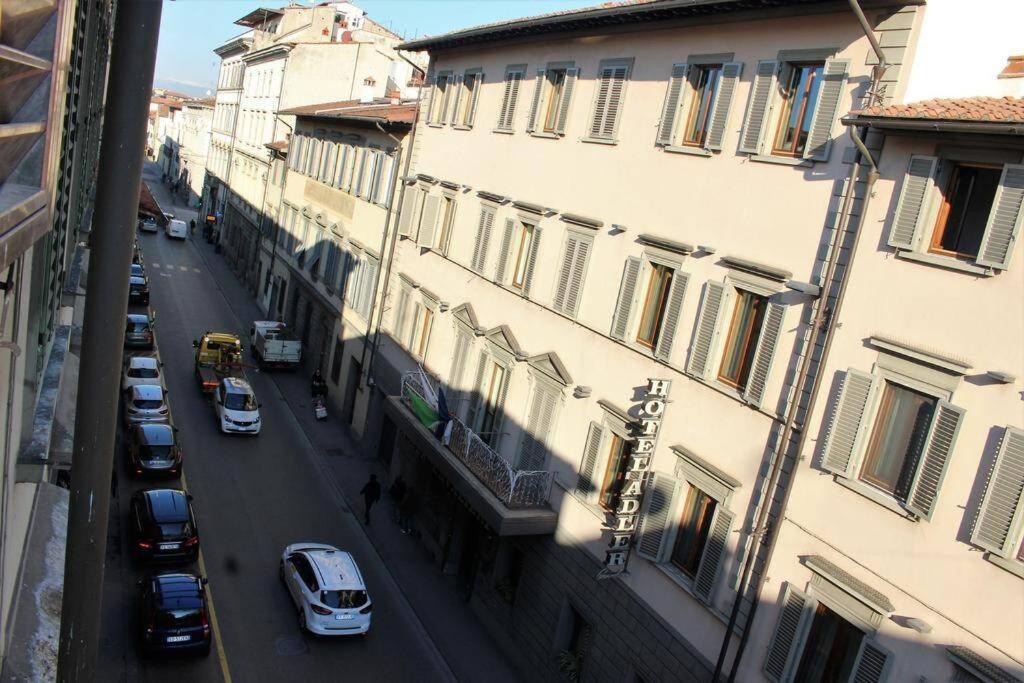 Santa Maria Novella Station Florentine Apartment Florencia Exterior foto